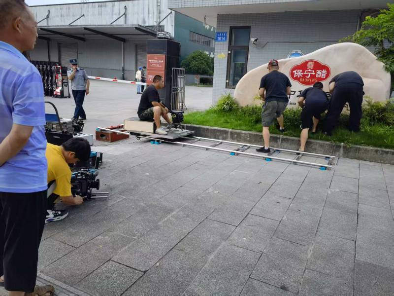 桐庐县广告片拍摄公司核心优势：全流程服务，让品牌广告片省心更出彩